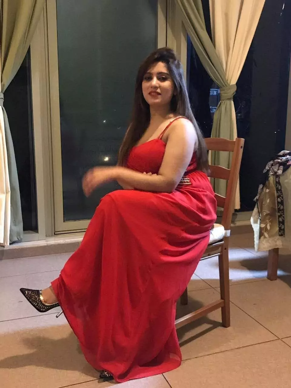 Escort Service in Siwan